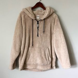 Pink Victoria’s Secret Sherpa